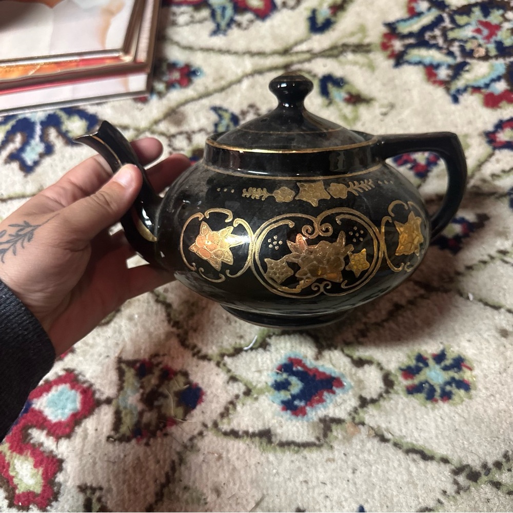 Vtg | Brass Etched Teapot